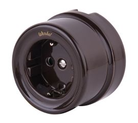 Коричневый