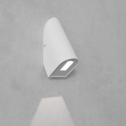 Уличная светодиодная подсветка для лестниц и дорожек 35168/D белый